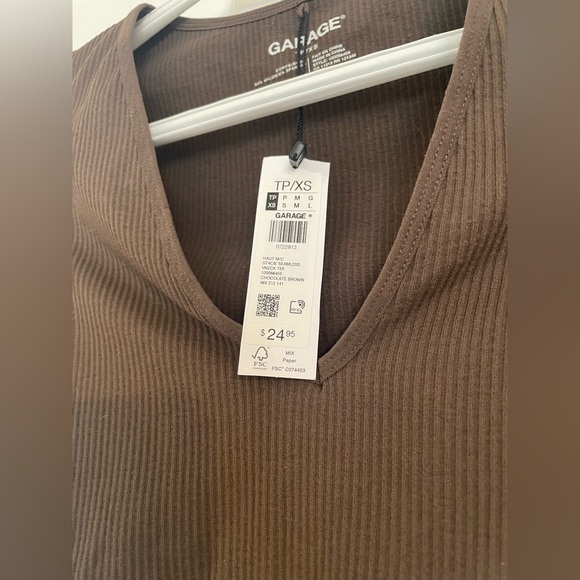 NWT - Garage Seamless Crop Top - Picture 3 of 4